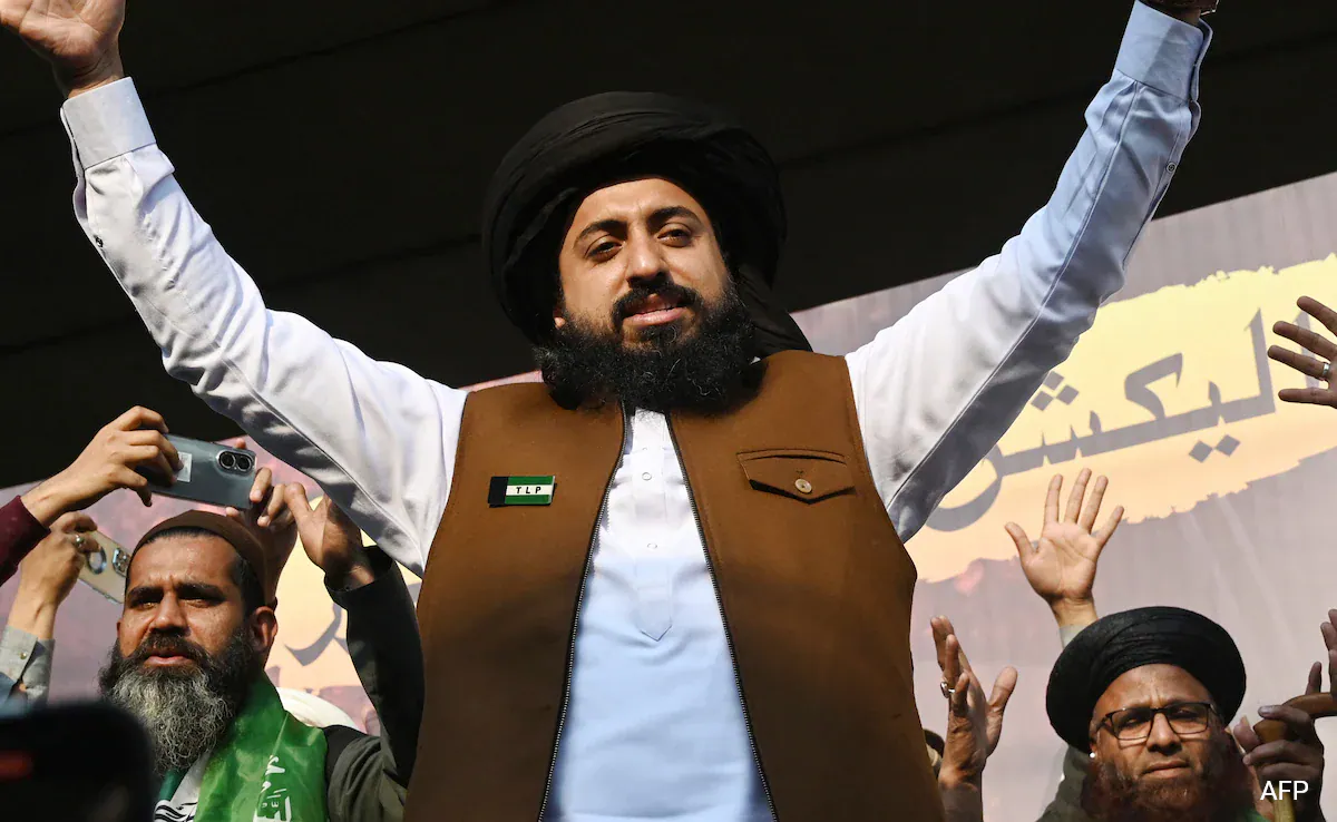 وفاقی کابینہ کا بڑا فیصلہ: تحریک لبیک پاکستان کالعدم قرار - واج