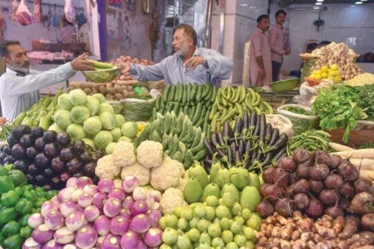 آج 12 اکتوبر 2025 بروز اتوار سبزی منڈی کے نرخ: