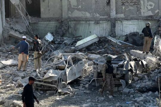 ہیڈ لائنخیبرپختونخوا میں دہشتگردوں کو جگہ دی گئی:ترجمان پاک فوج