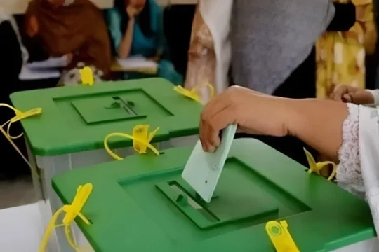 ضمنی انتخابات: قومی اسمبلی کی چھوں نشستوں پر مسلم لیگ ن کا کلین سویپ، ایوان میں سادہ اکثریت حاصل