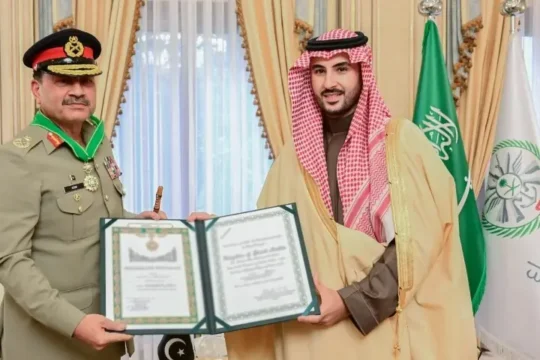 ۔فیلڈ مارشل سید عاصم منیرکو اعلیٰ ترین سعودی اعزاز سے نوازاگیا