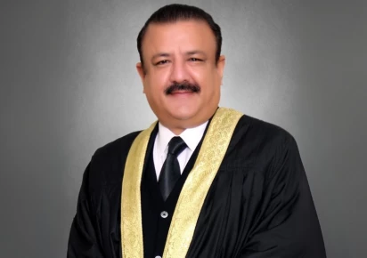 جسٹس طارق محمود جہانگیری کو عہدے سے ہٹانے کی منظوری، صدرِ مملکت نے نوٹیفکیشن جاری کر دیا