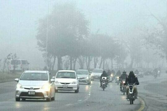 ملک کے بیشتر حصوں میں موسم سرد اور خشک رہنے کا امکان، پنجاب اور کے پی کے میدانی علاقوں میں دھند متوقع